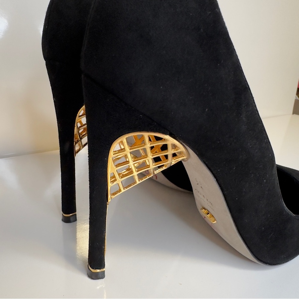 New! SERGIO ROSSI BLACK SUEDE WITH NET GOLDEN DETAIL HEELS SIZE 36 - Picture 6 of 12